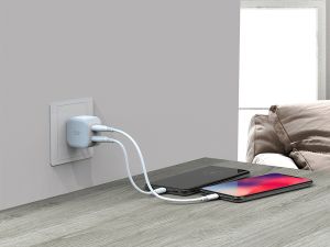 Sạc điện thoại để không có bị lãng phí điện hay không?